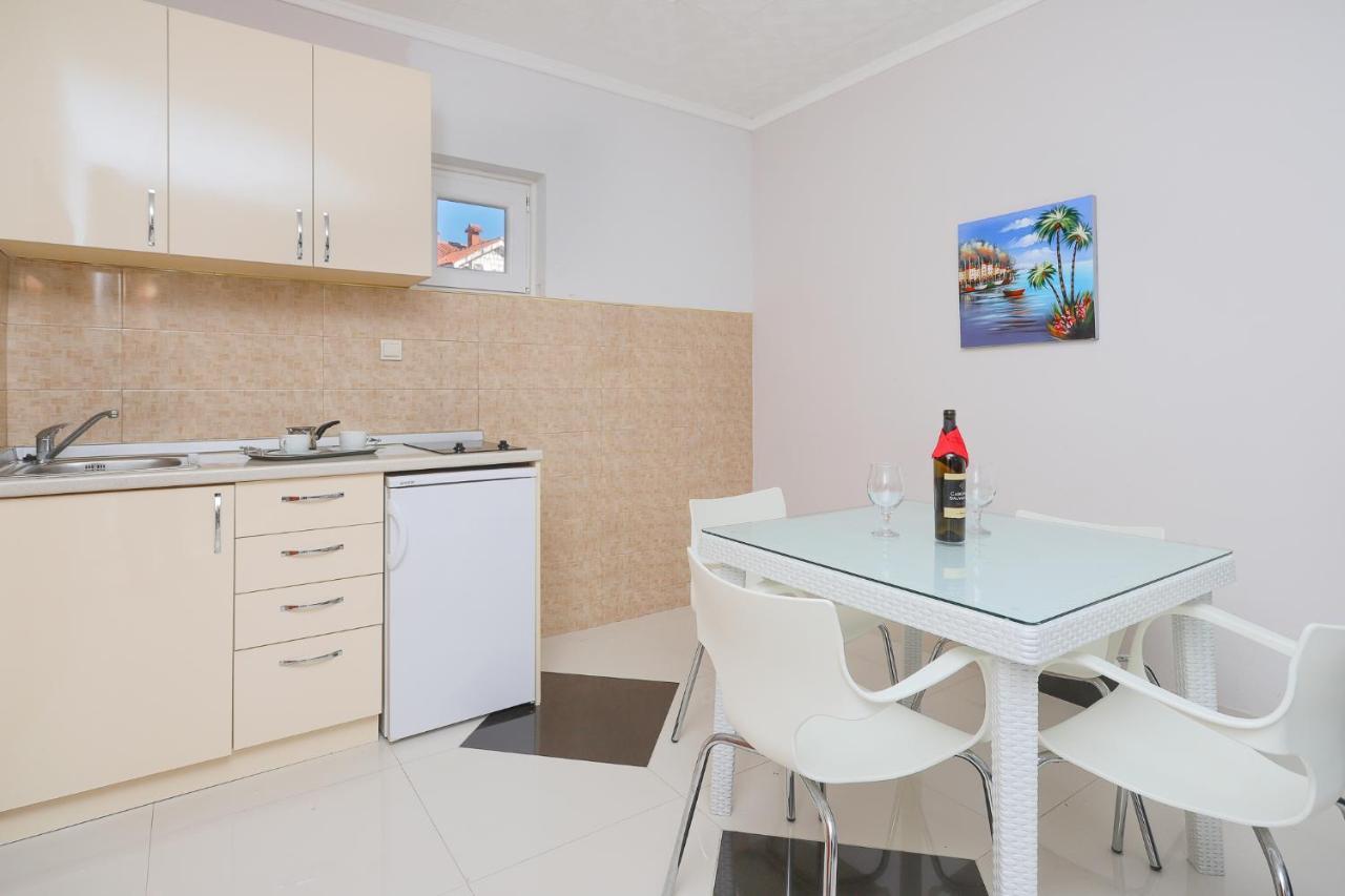 Viki Apartman *